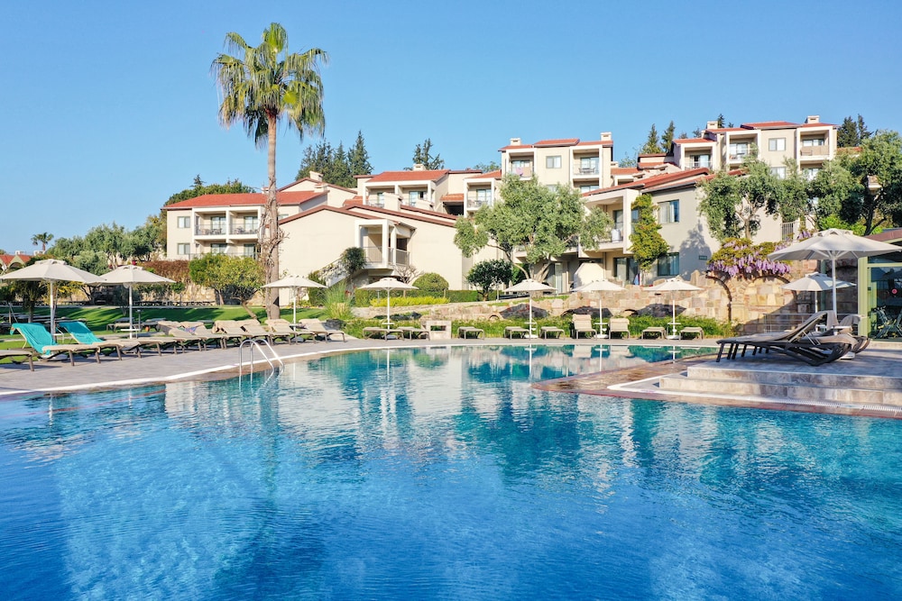 Arum Barut Collection - Ultra All Inclusive — Pool in Side