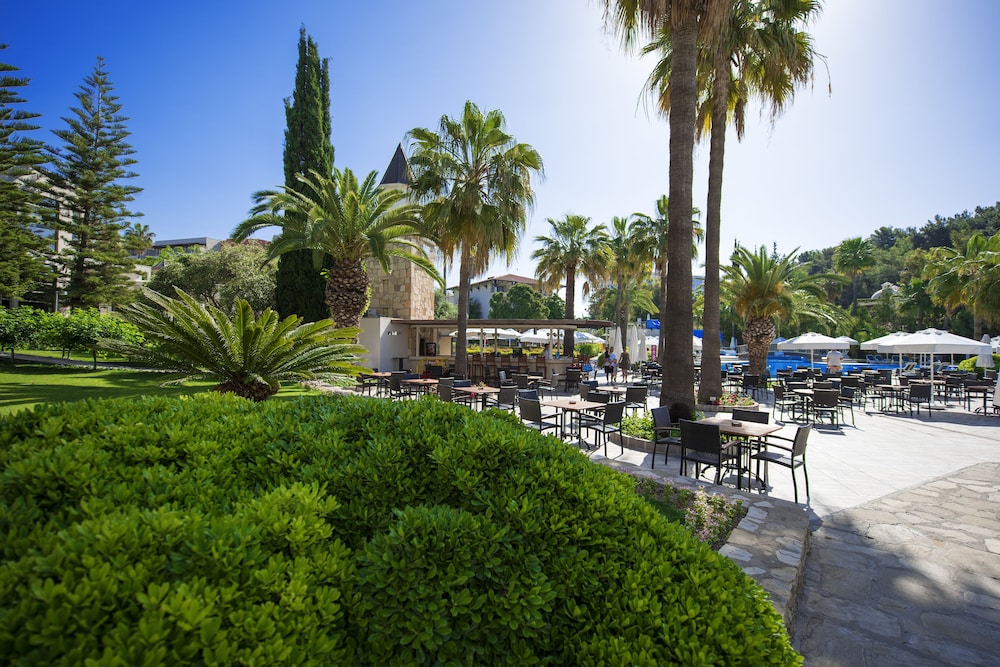 Barut Hemera - Ultra All Inclusive — Restaurant & bars in Side