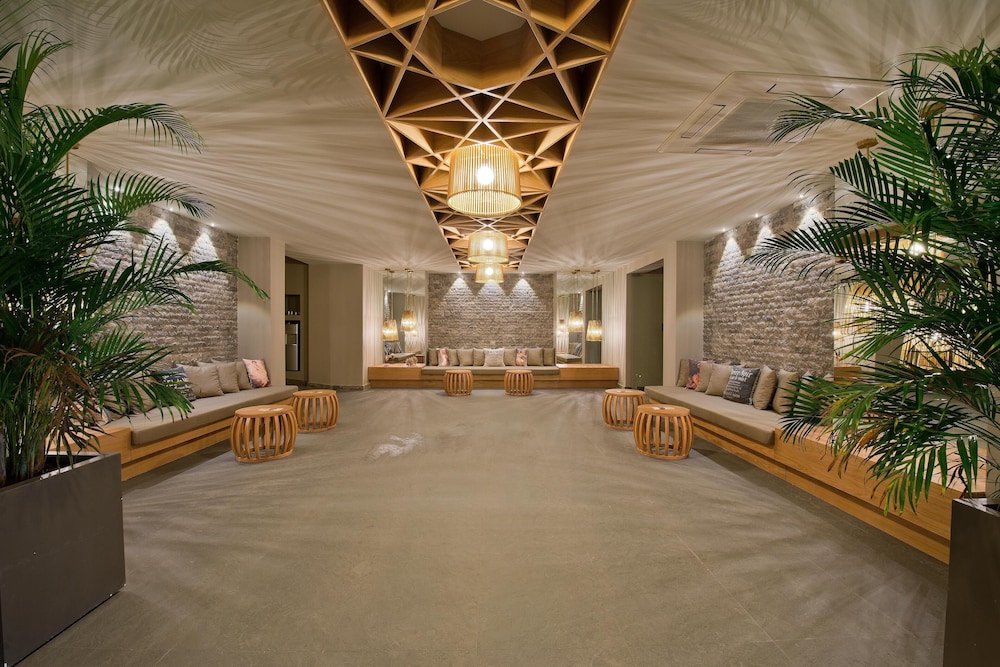 Barut Hemera - Ultra All Inclusive — Hotel building in Side