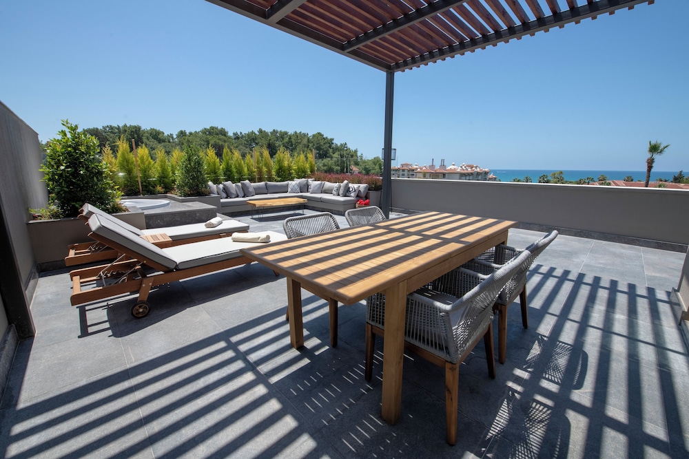 Barut Hemera - Ultra All Inclusive — Hotel building in Side