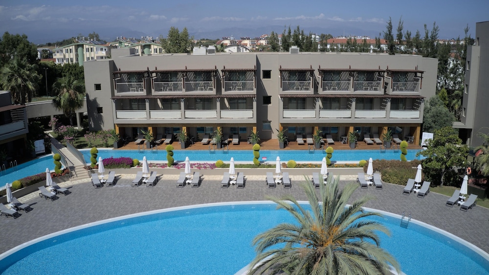 Barut Hemera - Ultra All Inclusive — Swimming pool in Side
