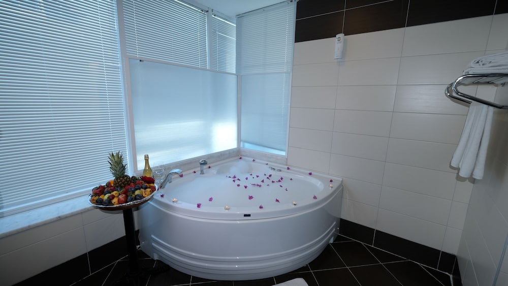 Cleopatra Golden Beach Hotel — Spa in Alanya