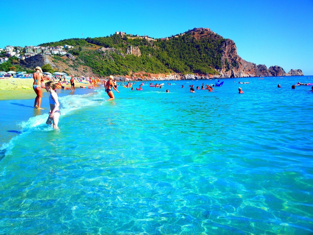 Cleopatra Golden Beach Hotel — Beach in Alanya