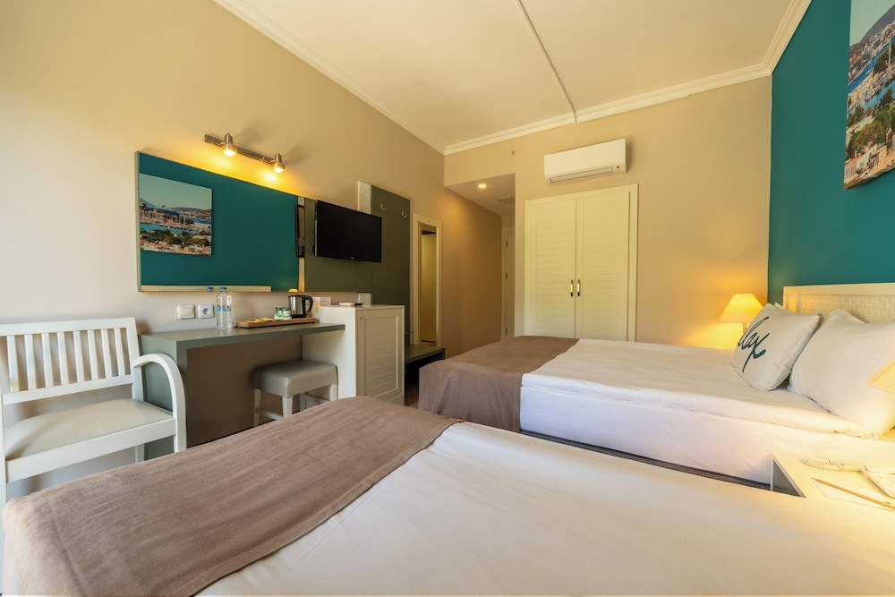 Green Bay Resort & Spa - All inclusive — Hotel rooms in Milas, Mugla