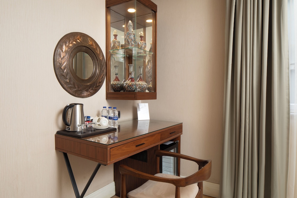Golden Age Hotel Taksim — Hotel rooms in Istanbul, Istanbul