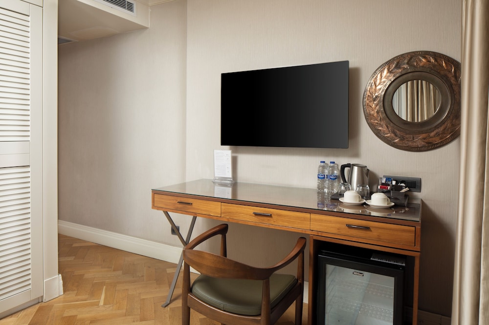 Golden Age Hotel Taksim — Hotel rooms in Istanbul, Istanbul