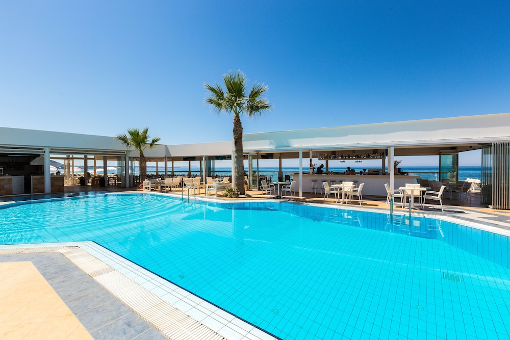 Theo Star Beach Hotel — Main photo in Malia