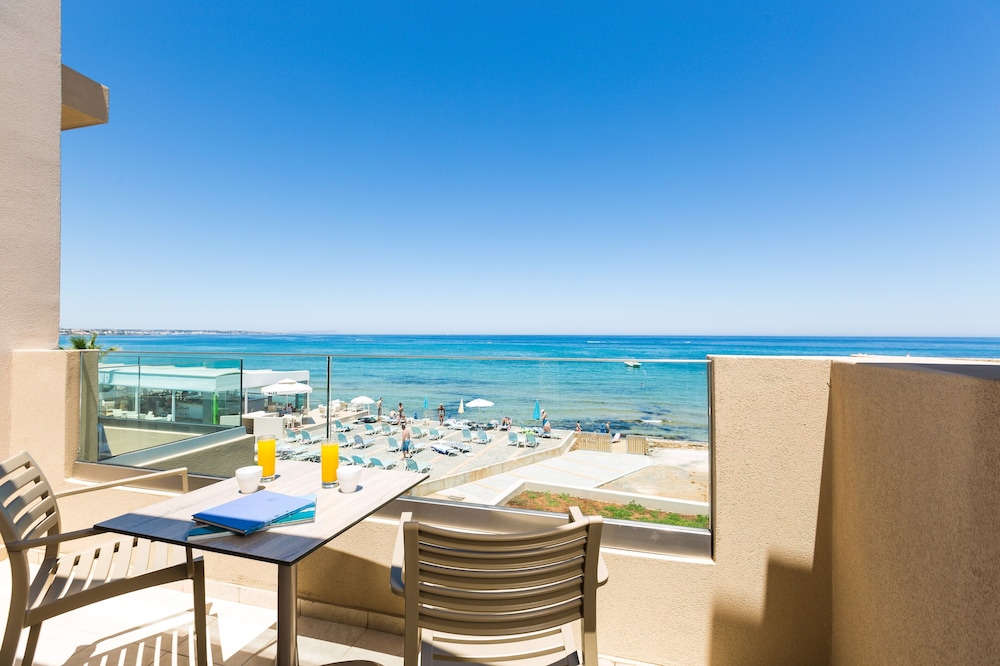 Theo Star Beach Hotel — Beach in Malia