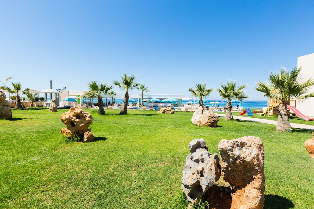 Theo Star Beach Hotel — Beach in Malia