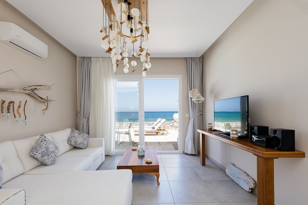 Theo Star Beach Hotel — Hotel rooms in Malia