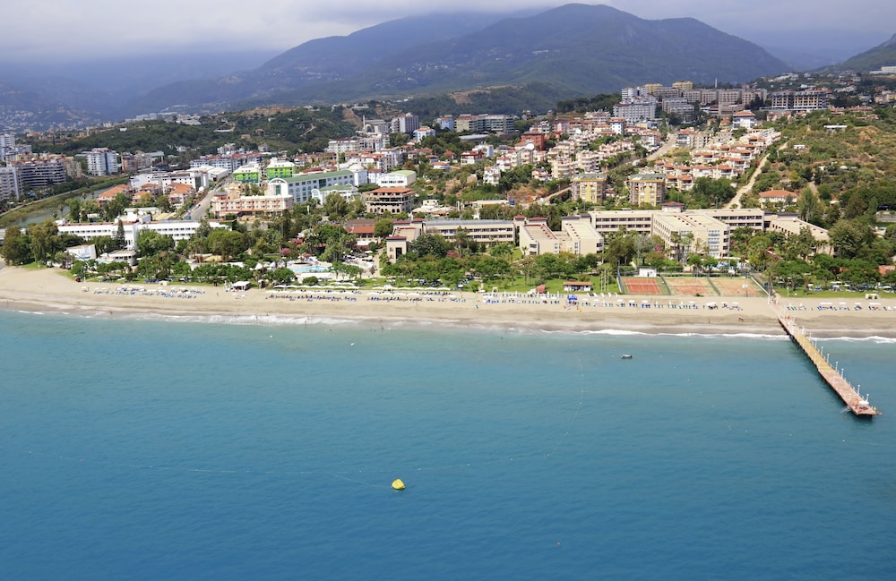 LABRANDA Alantur Resort - All Inclusive — Beach in Alanya