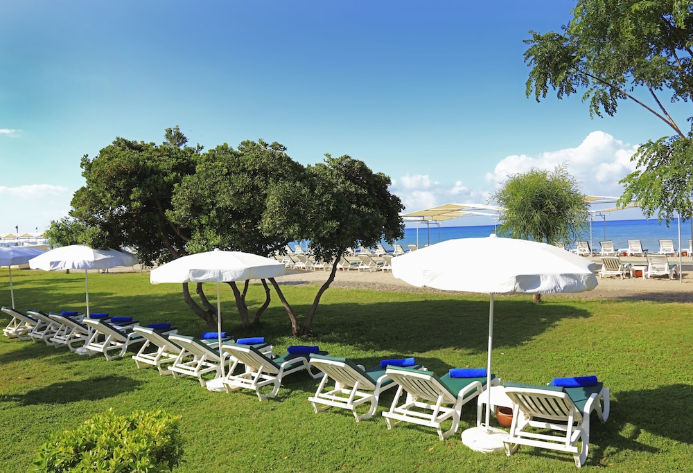 LABRANDA Alantur Resort - All Inclusive — Beach in Alanya