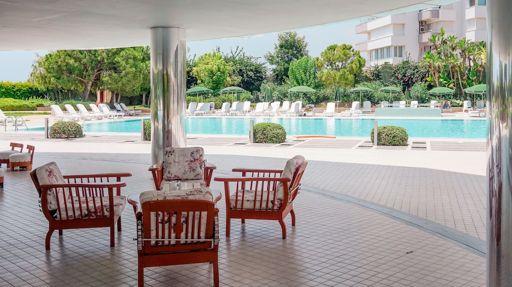 The Marmara Antalya — Swimming pool in Antalya