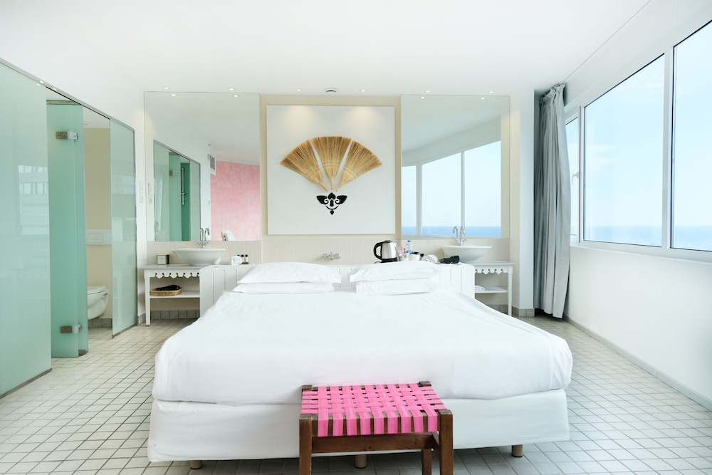 The Marmara Antalya — Hotel rooms in Antalya