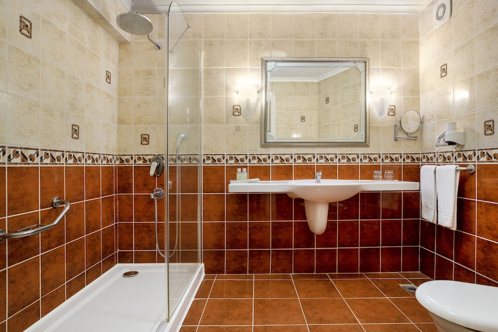 Marti La Perla Hotel - All Inclusive - Adult Only — Hotel rooms in İçmeler, Mugla