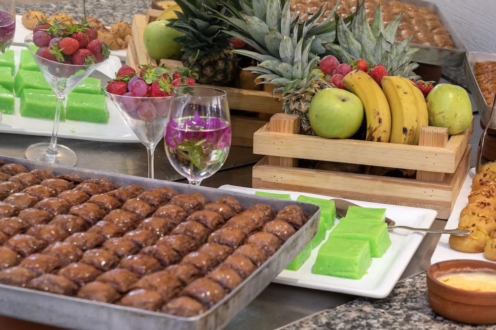 Marti La Perla Hotel - All Inclusive - Adult Only — Restaurant & bars in İçmeler, Mugla