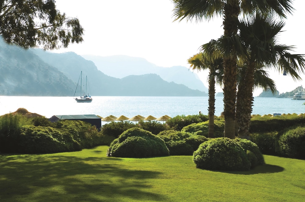 Marti La Perla Hotel - All Inclusive - Adult Only — Beach in İçmeler, Mugla