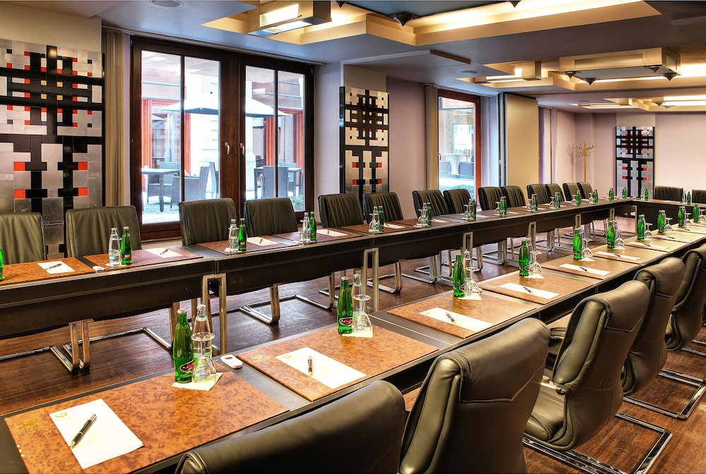 Majestic Plaza Hotel Prague — Hotel rooms in Prague, Prague