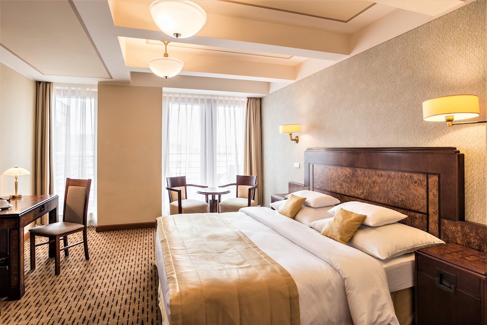 Majestic Plaza Hotel Prague — Hotel rooms in Prague, Prague