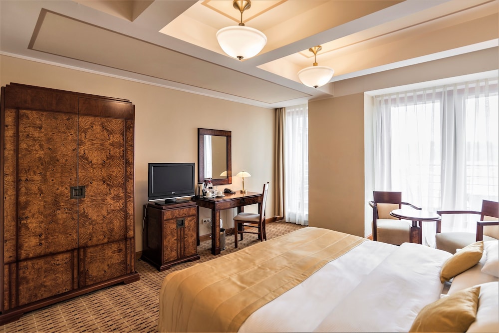 Majestic Plaza Hotel Prague — Hotel rooms in Prague, Prague