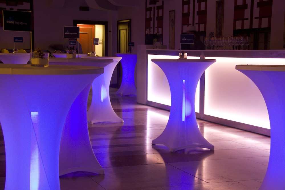 Majestic Plaza Hotel Prague — Restaurant & bars in Prague, Prague