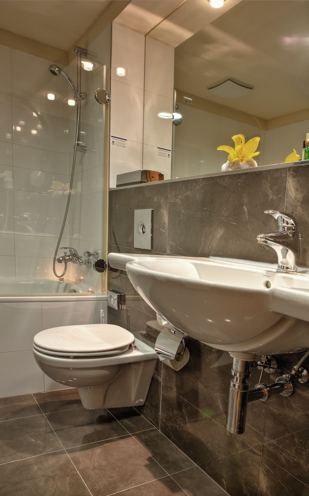 Majestic Plaza Hotel Prague — Hotel rooms in Prague, Prague
