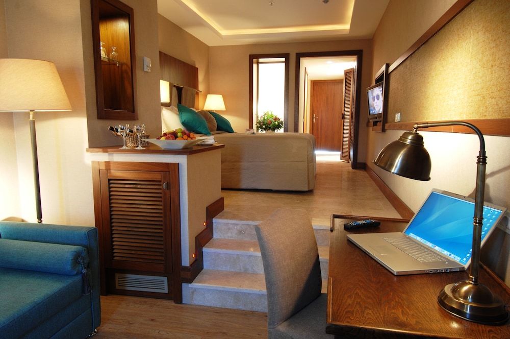 Marti Resort Hotel — Hotel rooms in İçmeler, Mugla