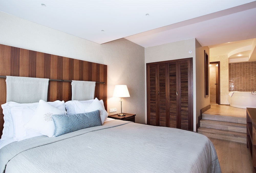 Marti Resort Hotel — Hotel rooms in İçmeler, Mugla