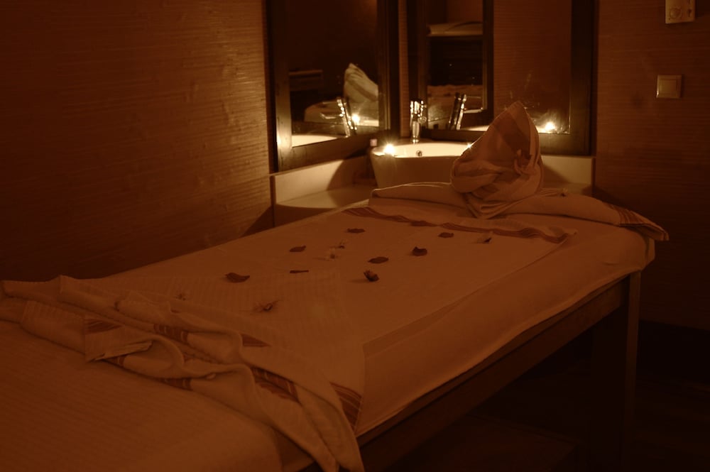 Meder Resort Hotel — Hotel rooms in Kemer