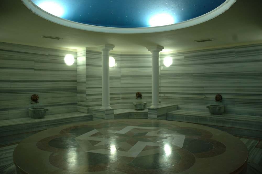 Meder Resort Hotel — Spa in Kemer