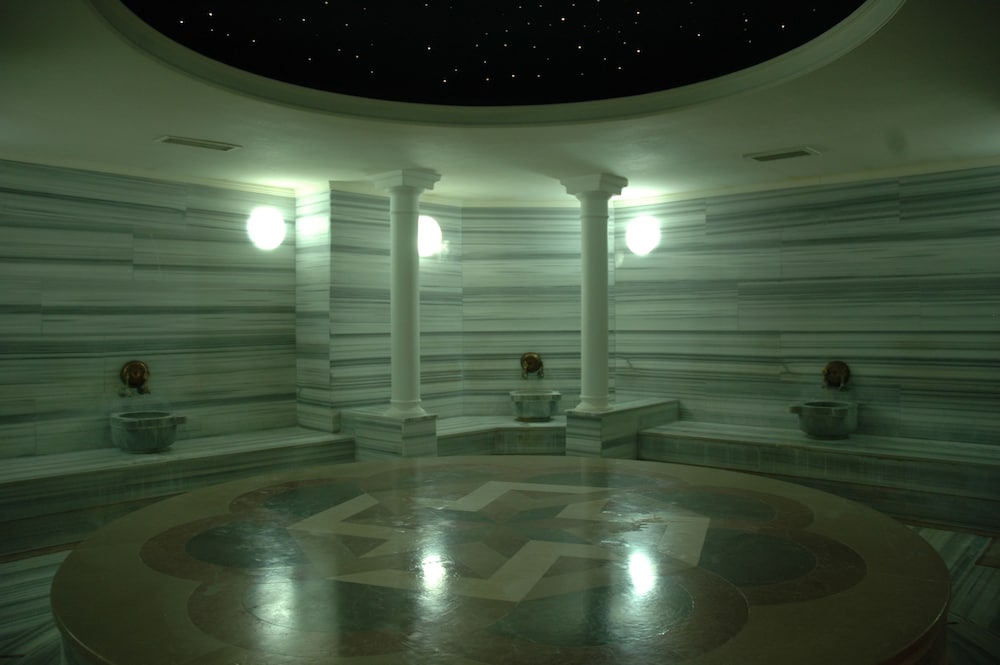 Meder Resort Hotel — Spa in Kemer