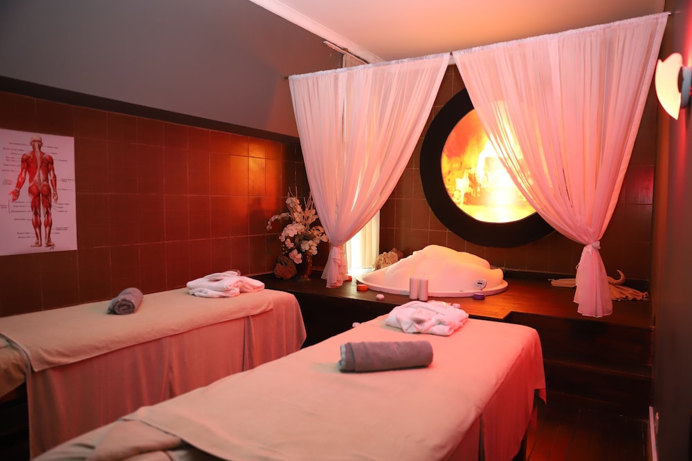 Meder Resort Hotel — Spa in Kemer