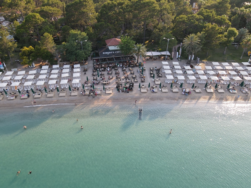 Meder Resort Hotel — Beach in Kemer