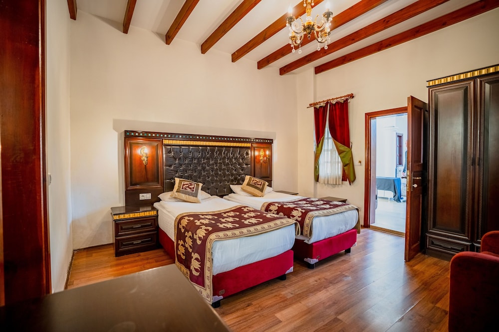 Mediterra Art Hotel — Hotel rooms in Antalya