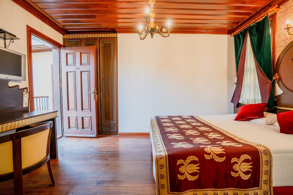 Mediterra Art Hotel — Hotel rooms in Antalya