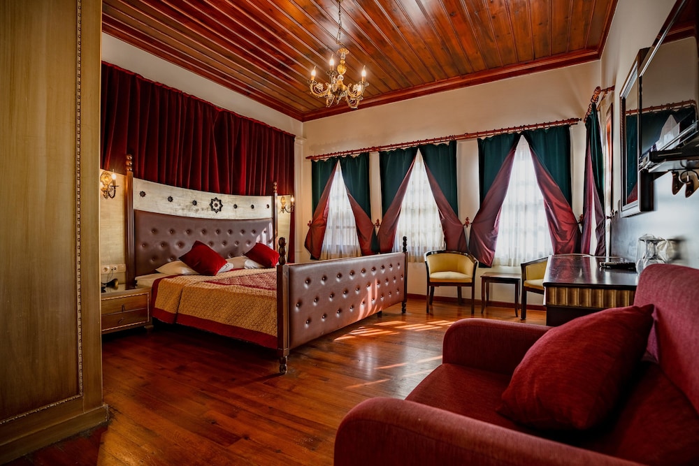 Mediterra Art Hotel — Hotel rooms in Antalya