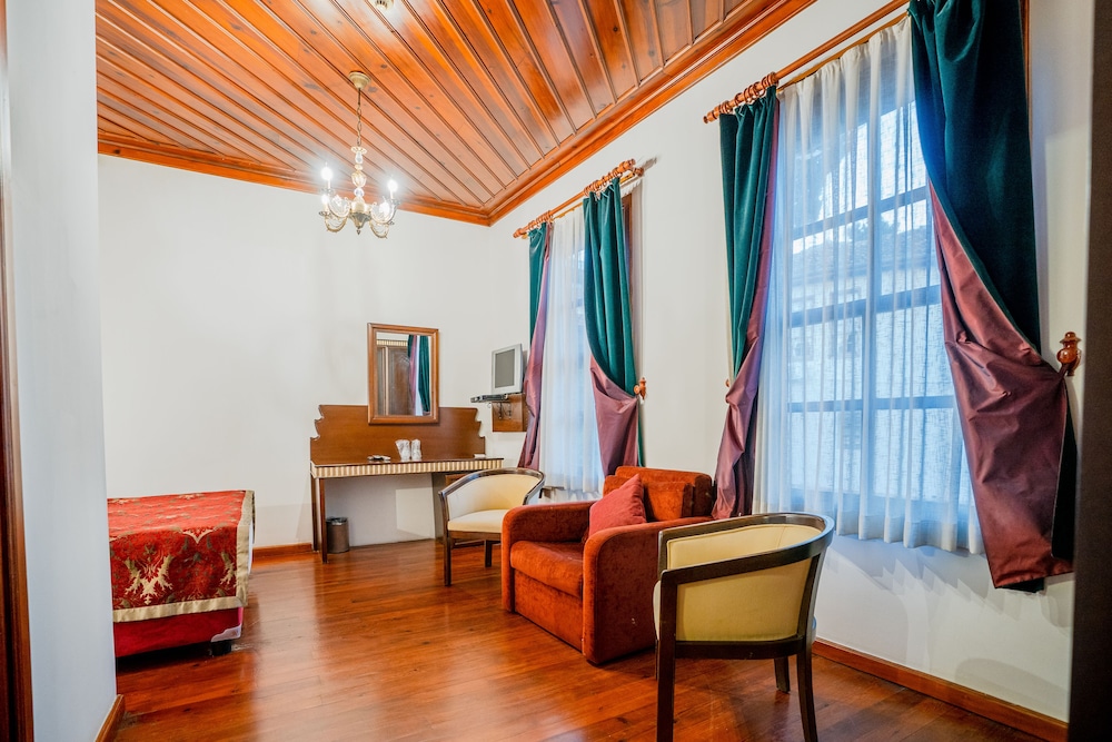 Mediterra Art Hotel — Hotel rooms in Antalya