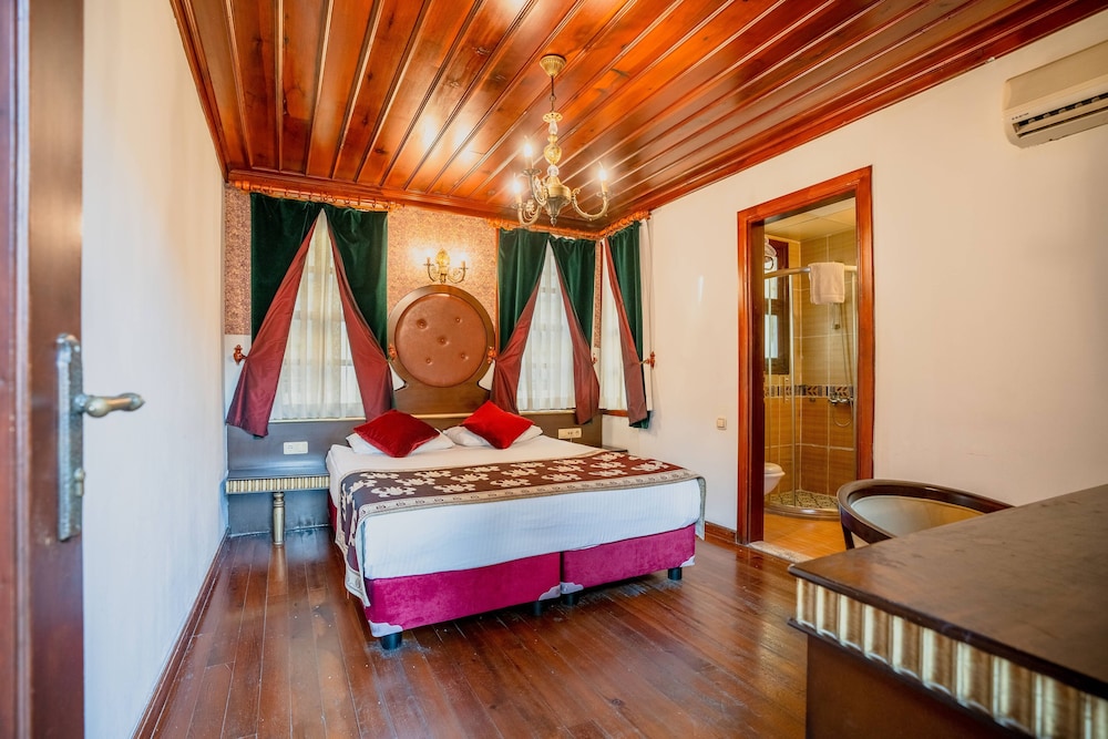 Mediterra Art Hotel — Hotel rooms in Antalya