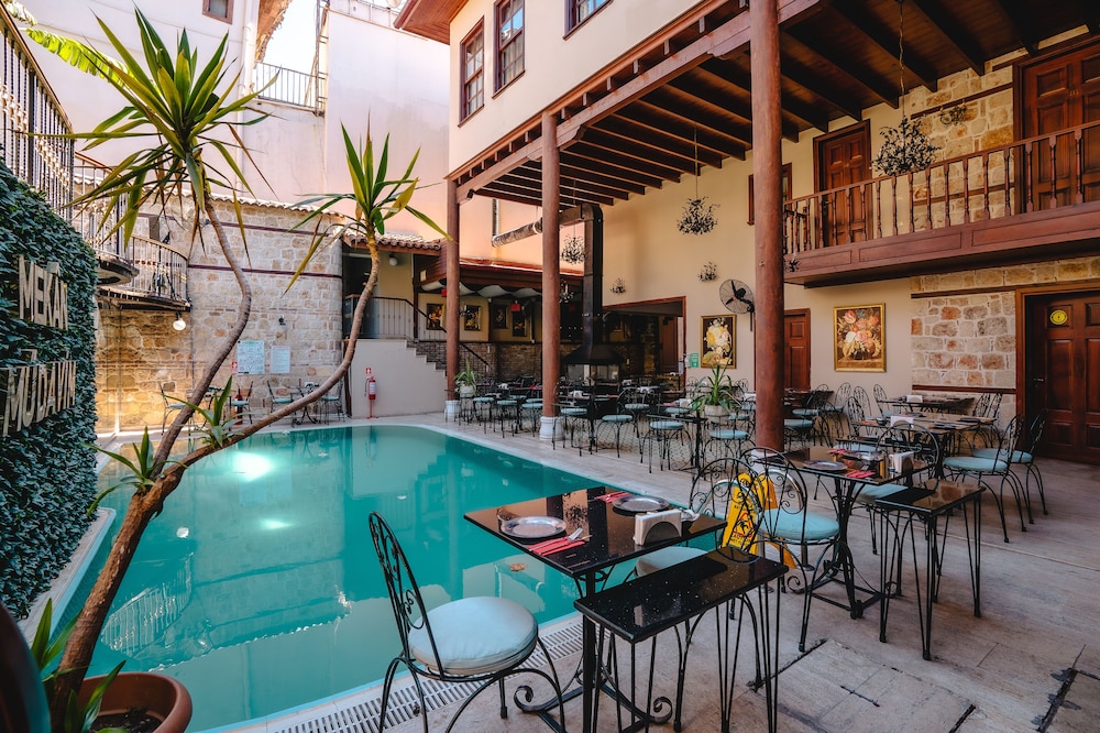 Mediterra Art Hotel — Restaurant & bars in Antalya