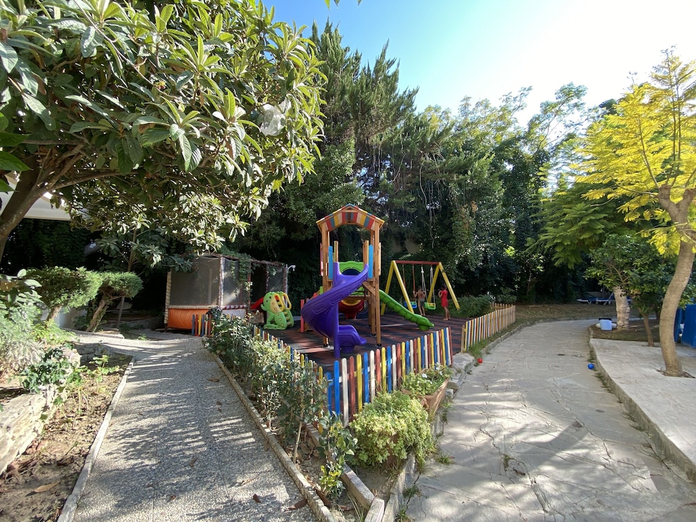 Melissa Garden Apart Hotel — Attractions for children in Side