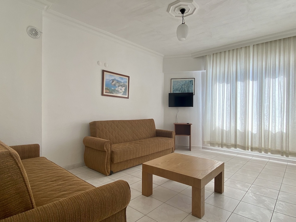 Melissa Garden Apart Hotel — Hotel rooms in Side