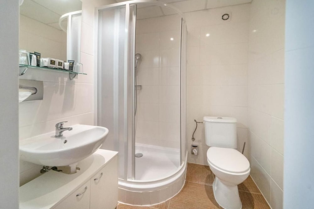 Hotel Merkur - Czech Leading Hotels — Hotel rooms in Prague, Prague