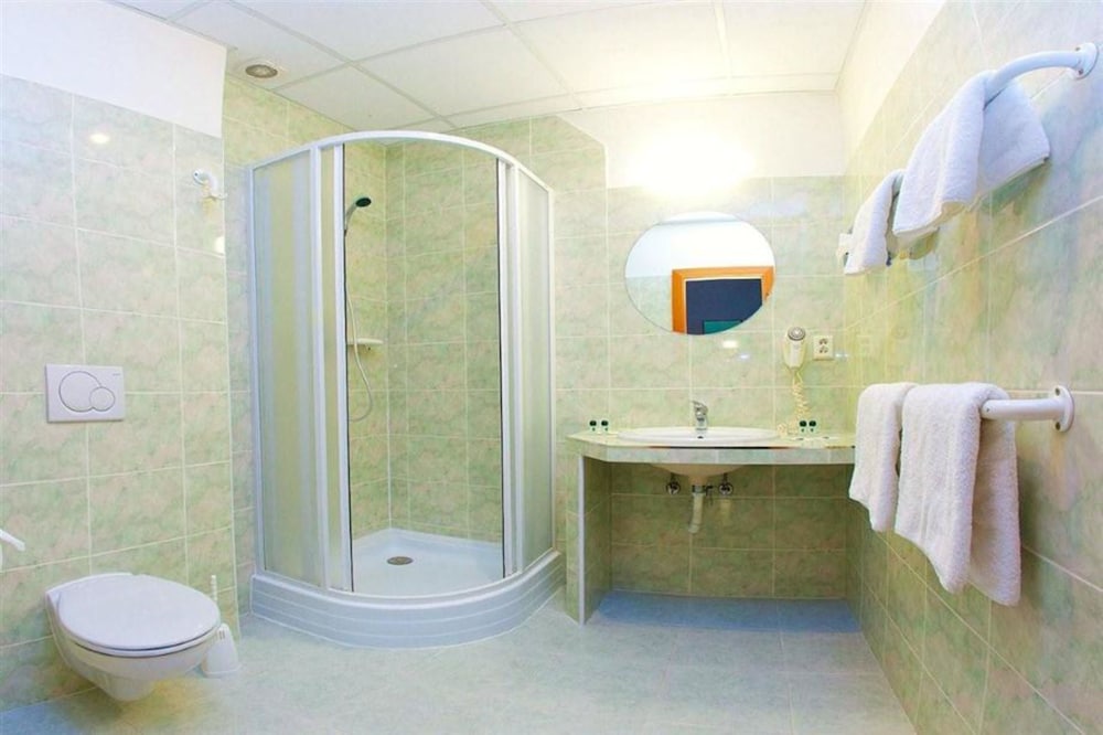 Hotel Merkur - Czech Leading Hotels — Hotel rooms in Prague, Prague