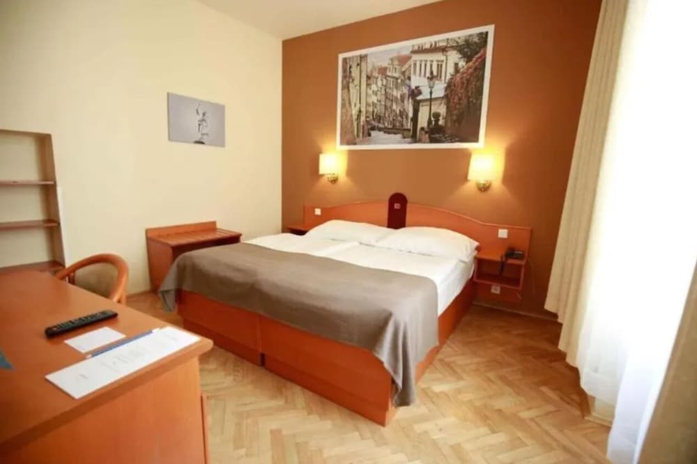 Hotel Merkur - Czech Leading Hotels — Hotel rooms in Prague, Prague