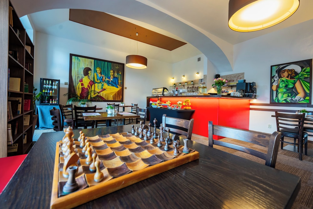 Hotel Merkur - Czech Leading Hotels — Restaurant & bars in Prague, Prague