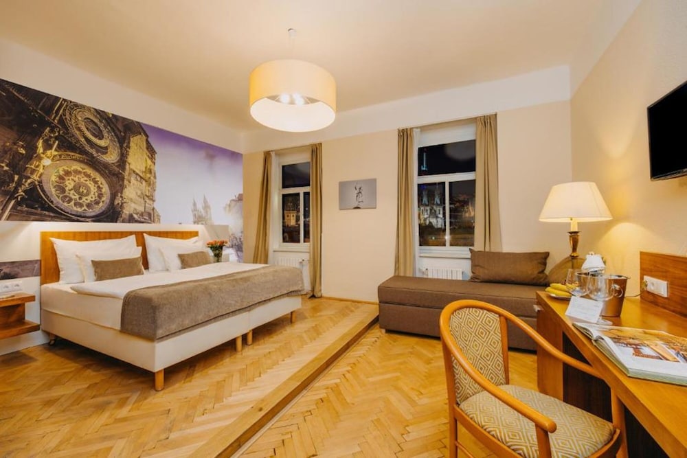 Hotel Merkur - Czech Leading Hotels — Hotel rooms in Prague, Prague