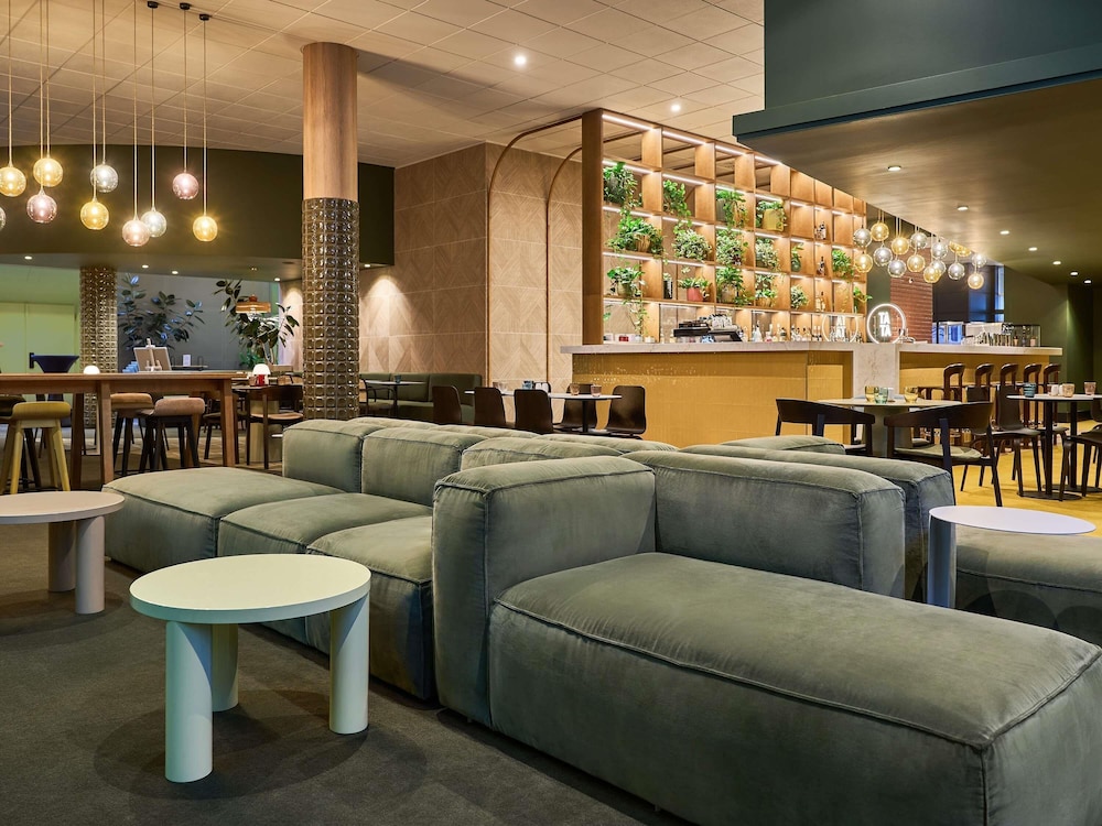 Novotel Praha Wenceslas Square — Restaurant & bars in Prague, Prague