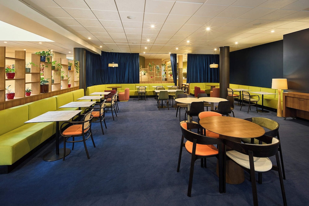 Novotel Praha Wenceslas Square — Restaurant & bars in Prague, Prague