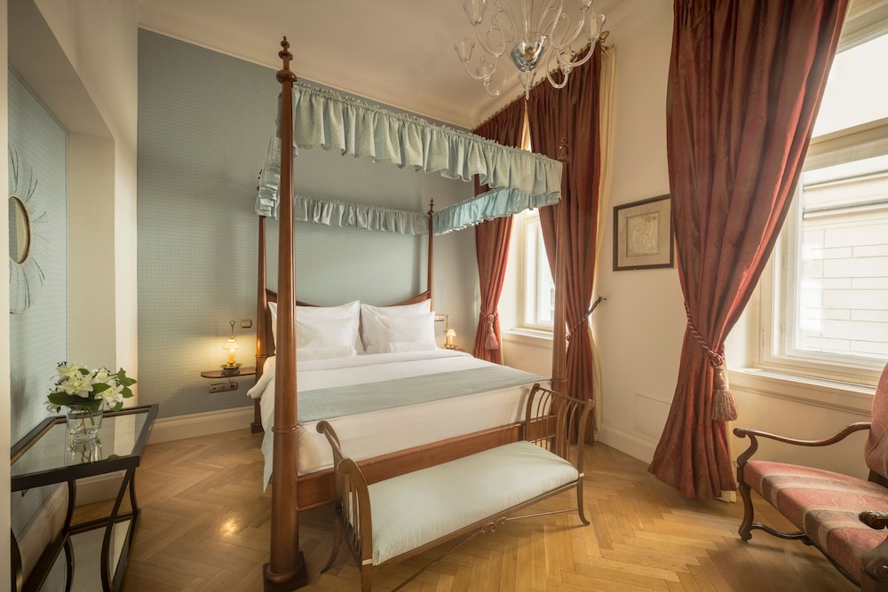 The Mozart Prague by Accor — Hotel rooms in Prague, Prague