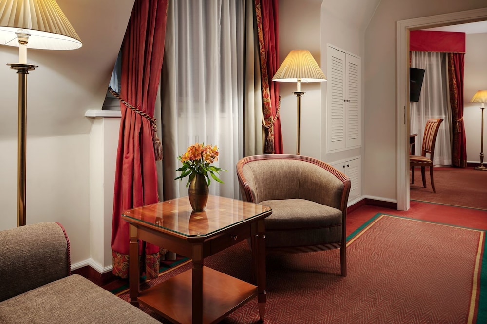Art Nouveau Palace Hotel — Hotel rooms in Prague, Prague